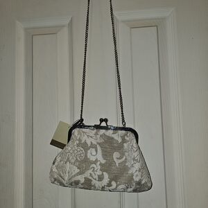 Chic Cream Floral Clutch